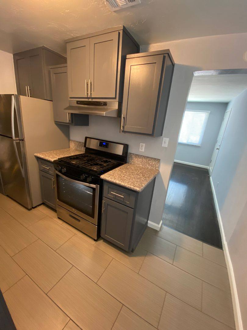 Apartment for rent at 2016 20th St, Bakersfield, CA 93301