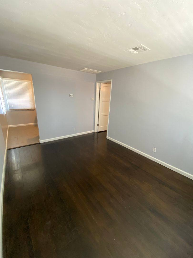 Apartment for rent at 2016 20th St, Bakersfield, CA 93301