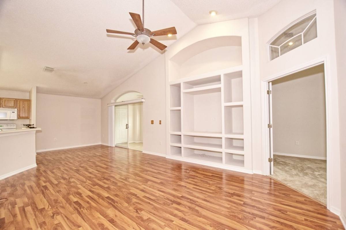 House for rent at 132 Azalea Dr, Davenport, FL 33837
