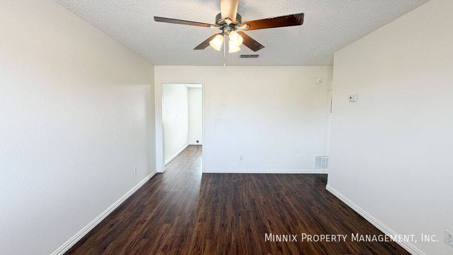 Apartment for rent at 1419 Yonkers #A, Plainview, TX 79072