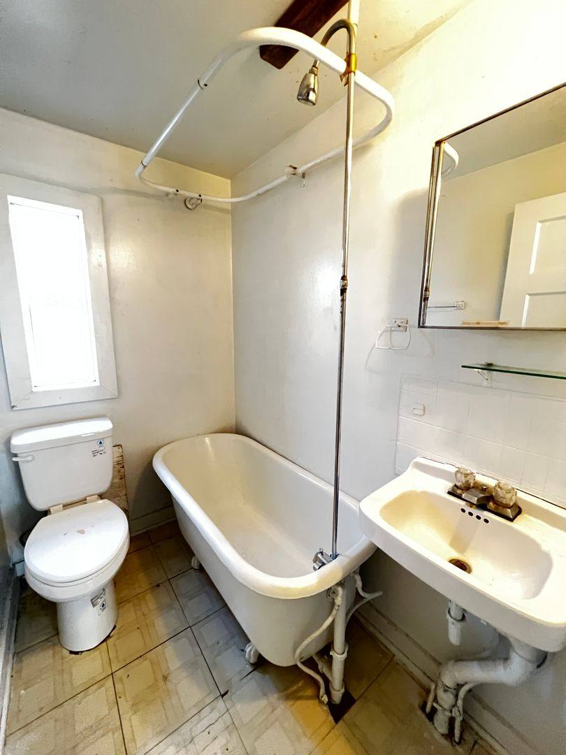 Apartment for rent at 309 S 33rd St, Billings, MT 59101