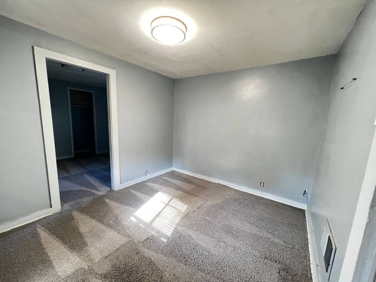 Apartment for rent at 309 S 33rd St, Billings, MT 59101