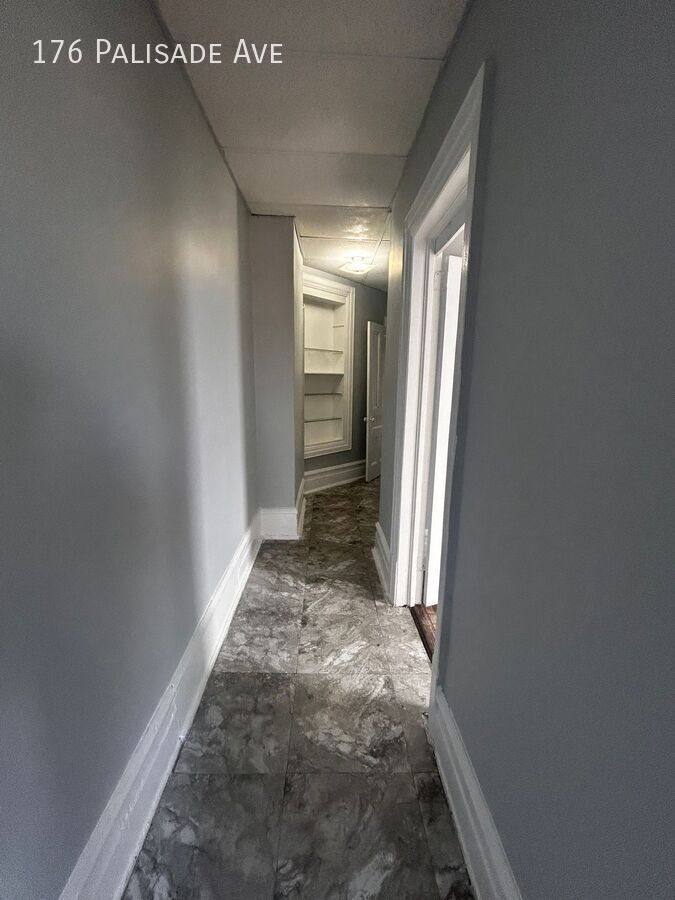 Apartment for rent at 176 Palisade Ave, Yonkers, NY 10701