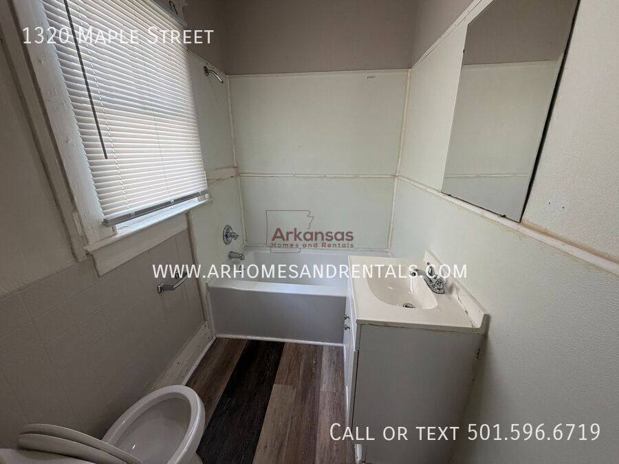 Apartment for rent at 1320 Maple St, North Little Rock, AR 72114