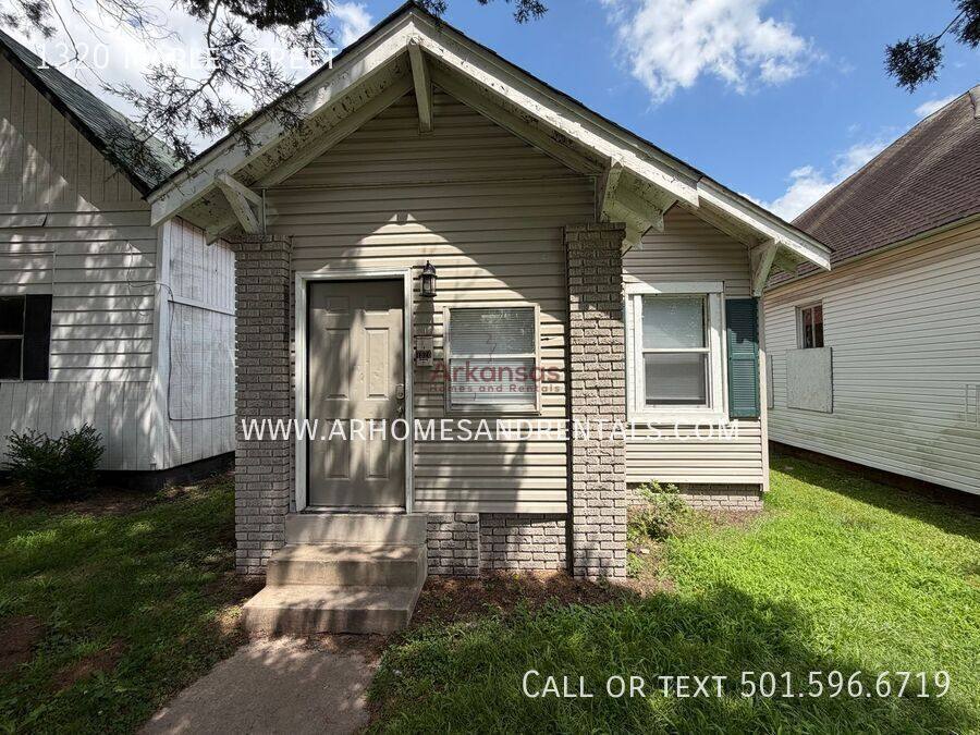 Apartment for rent at 1320 Maple St, North Little Rock, AR 72114