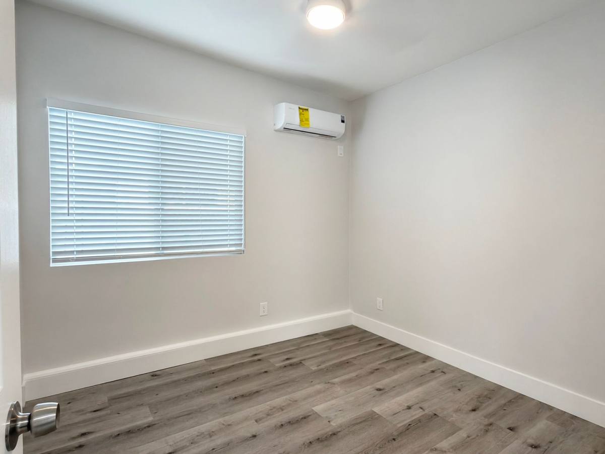Apartment for rent at 2123 Martin Luther King Jr Ave, Long Beach, CA 90806