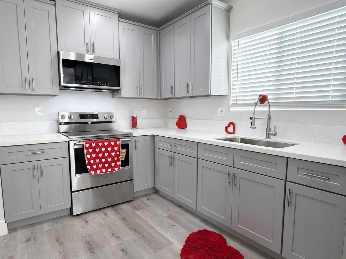Apartment for rent at 2123 Martin Luther King Jr Ave, Long Beach, CA 90806