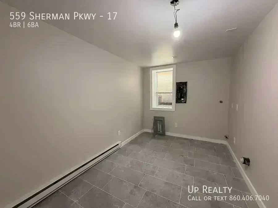 Apartment for rent at 559 Sherman Parkway #17, New Haven, CT 06511