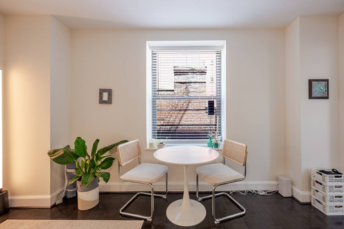 Apartment for rent at 1115 12th St NW #403, Washington, DC 20005