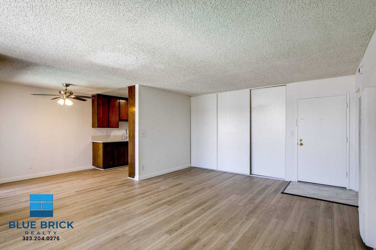 Apartment for rent at 5452 Corteen Place #26, Valley Village, CA 91607