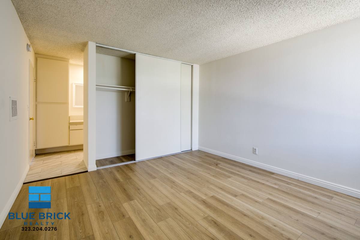 Apartment for rent at 5452 Corteen Place #26, Valley Village, CA 91607