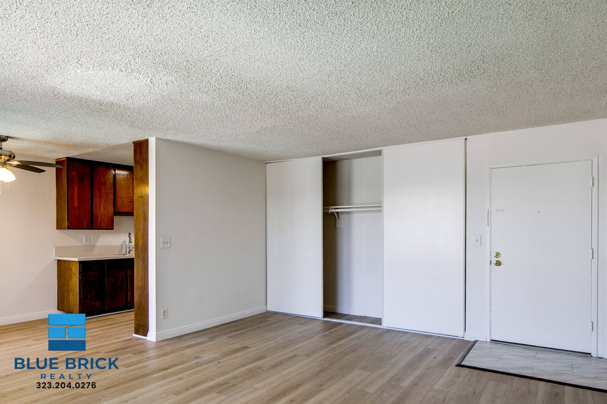 Apartment for rent at 5452 Corteen Place #26, Valley Village, CA 91607