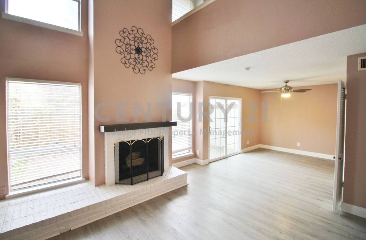 Townhouse for rent at 6110 Spyglass Lane, Garland, TX 75043