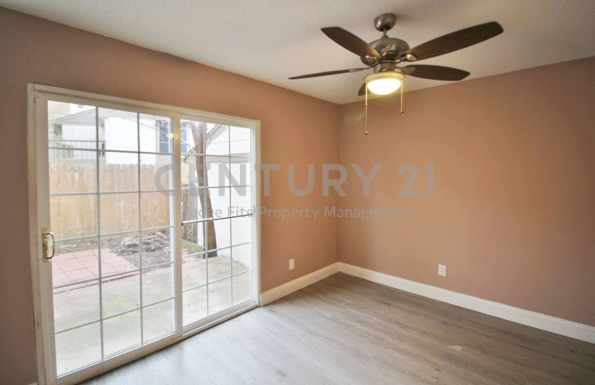 Townhouse for rent at 6110 Spyglass Lane, Garland, TX 75043