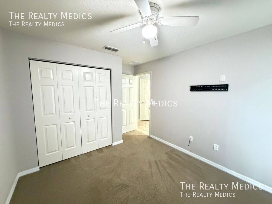 House for rent at 16195 SW 50th Terrace Rd, Ocala, FL 34473