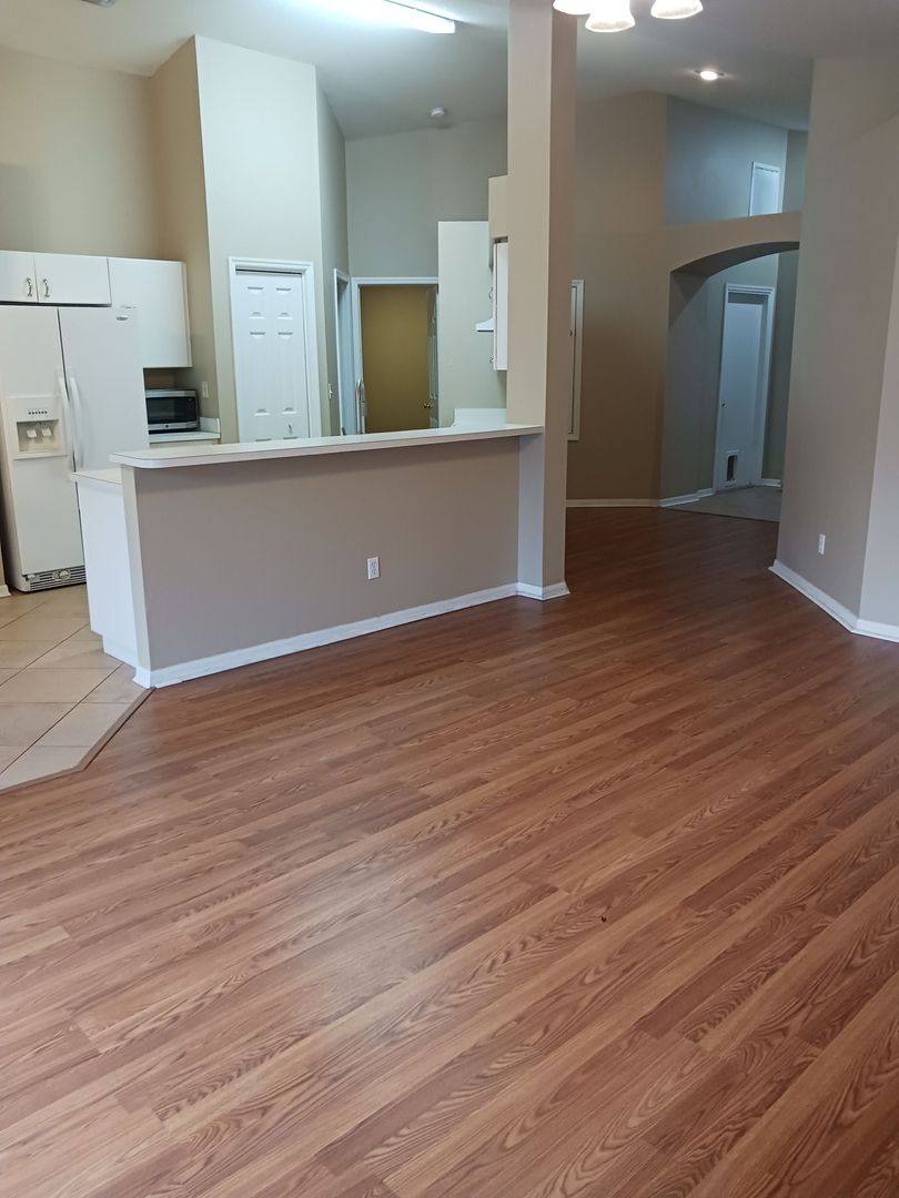 House for rent at 4617 Newbourne Way, Valrico, FL 33594