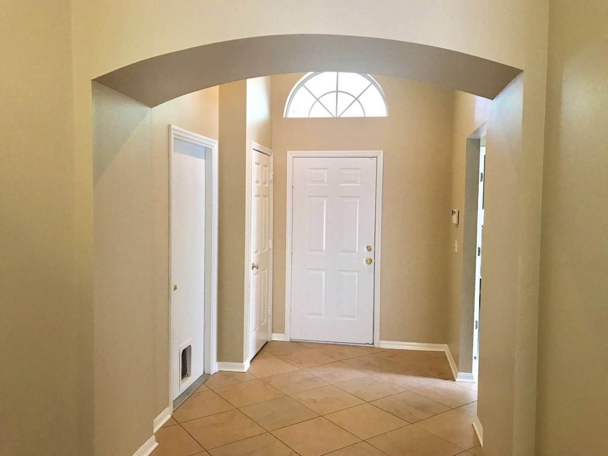 House for rent at 4617 Newbourne Way, Valrico, FL 33594