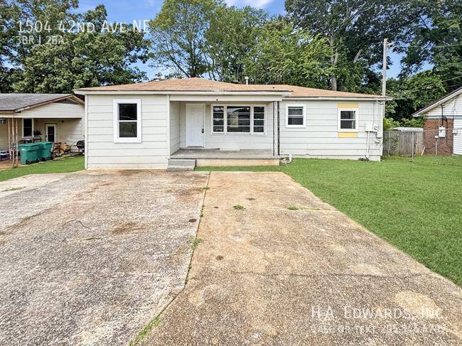 House for rent at 1504 42nd Ave NE, Tuscaloosa, AL 35404