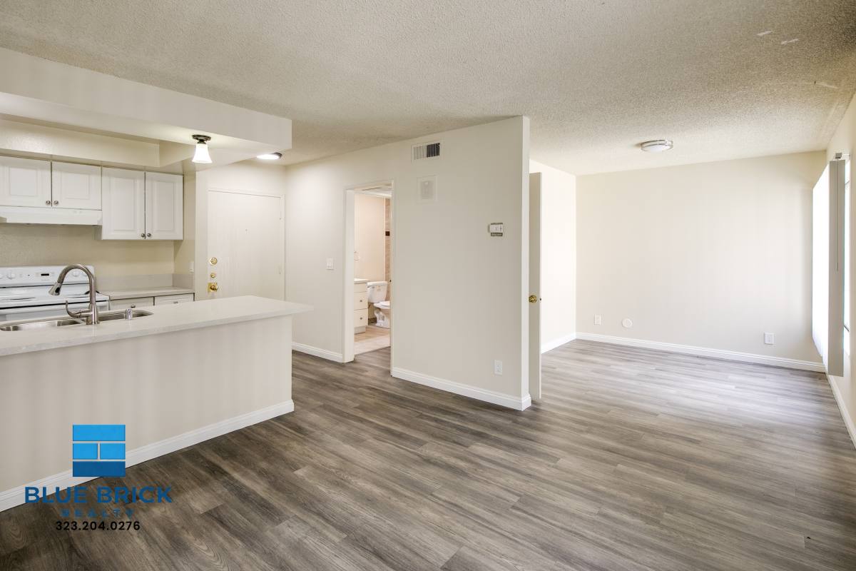 Apartment for rent at 451 S Harvard Blvd #211, Los Angeles, CA 90020
