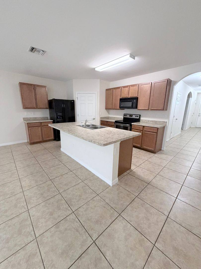 House for rent at 1633 SW 12th Terrace, Cape Coral, FL 33991
