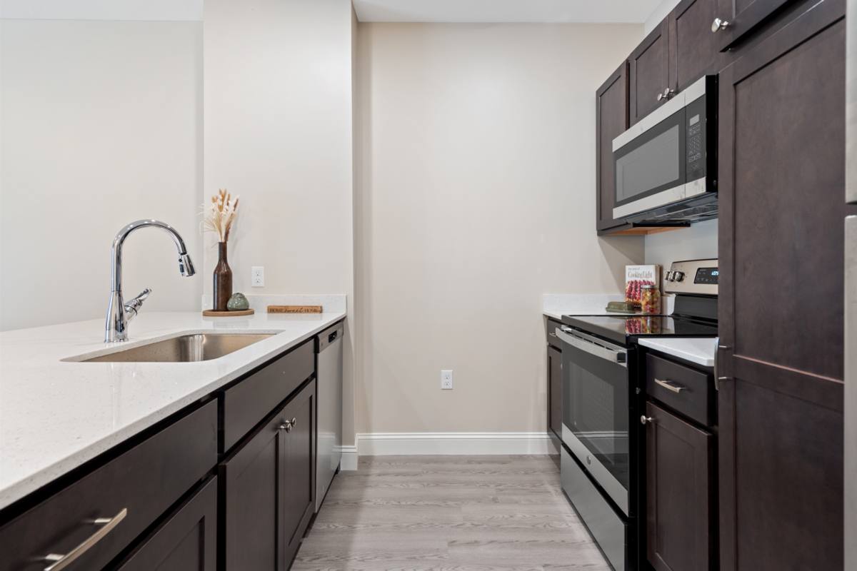 Apartment for rent at 4 Bowers Landing Dr, Merrimack, NH 03054