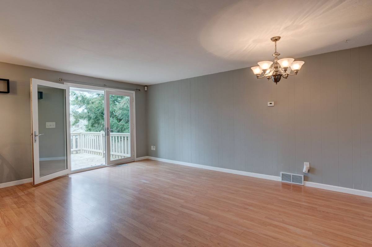 House for rent at 1056 SW 4th Ave, Oak Harbor, WA 98277