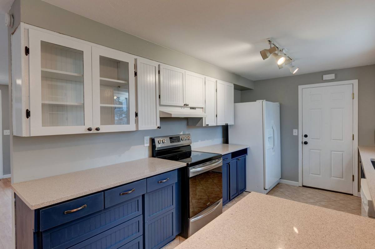House for rent at 1056 SW 4th Ave, Oak Harbor, WA 98277