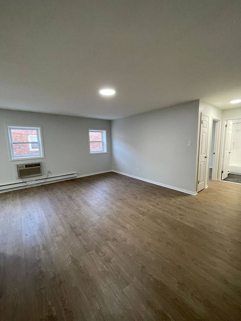 Apartment for rent at 68-72 W 25th St, Bayonne, NJ 07002