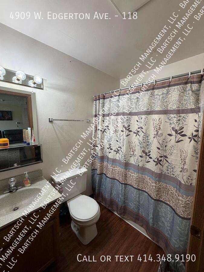 Apartment for rent at 4909 W Edgerton Ave #118, Milwaukee, WI 53220