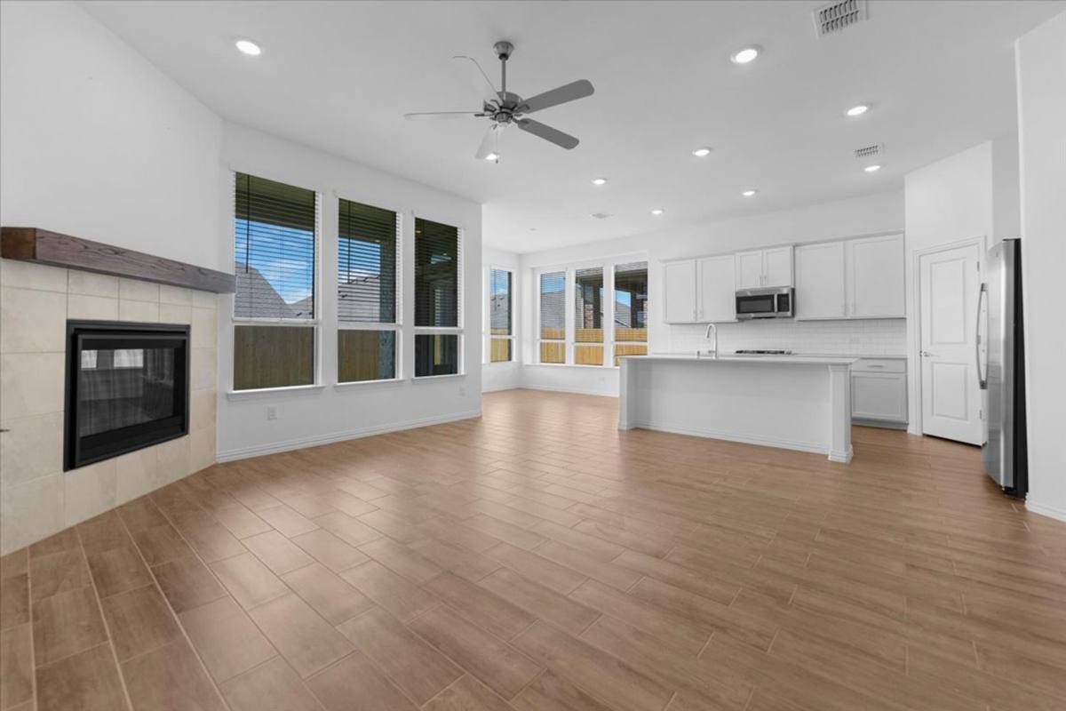 House for rent at 812 Morwenna Rd, McKinney, TX 75069