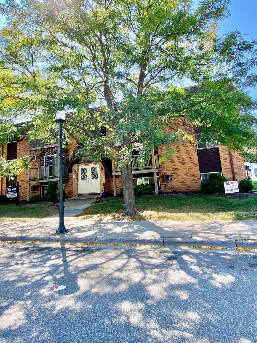 Apartment for rent at 3927 W Broadway, Minneapolis, MN 55422