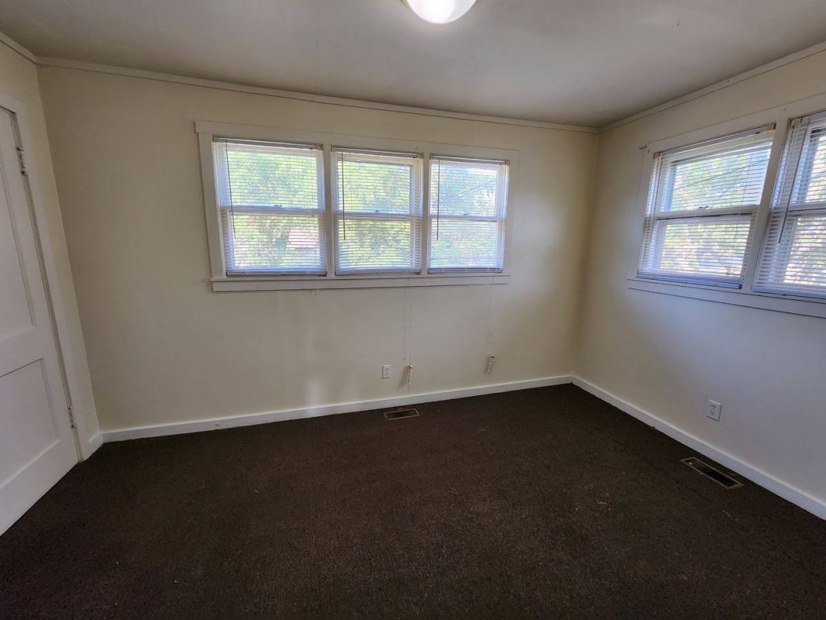 House for rent at 3148 N 21st St, Terre Haute, IN 47804