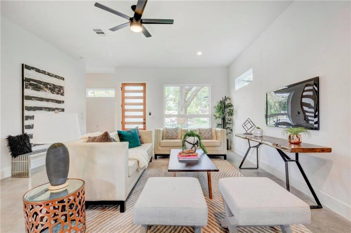 House for rent at 1107 Estes Ave #1, Austin, TX 78721