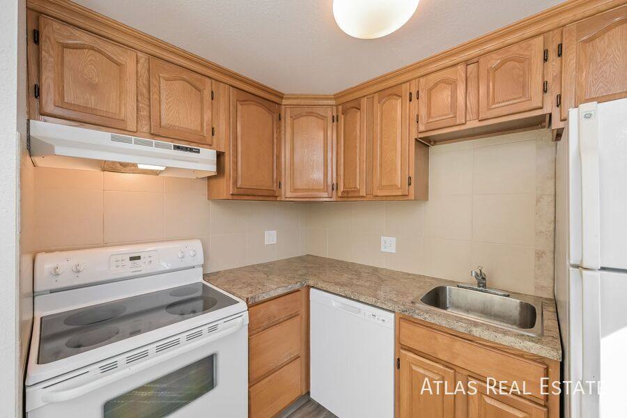Apartment for rent at 800 N Miller Court #4, Denver, CO 80215