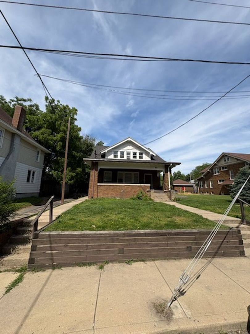 Apartment for rent at 1833 N Wisconsin, Peoria, IL 61603