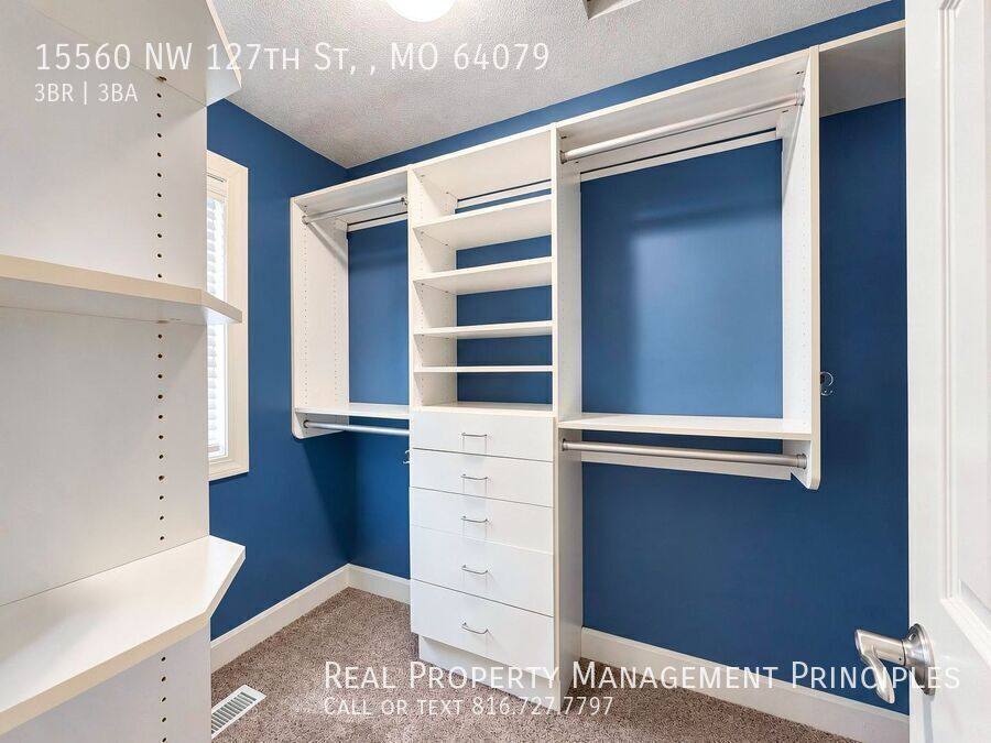 House for rent at 15560 NW 127th St, Platte City, MO 64079