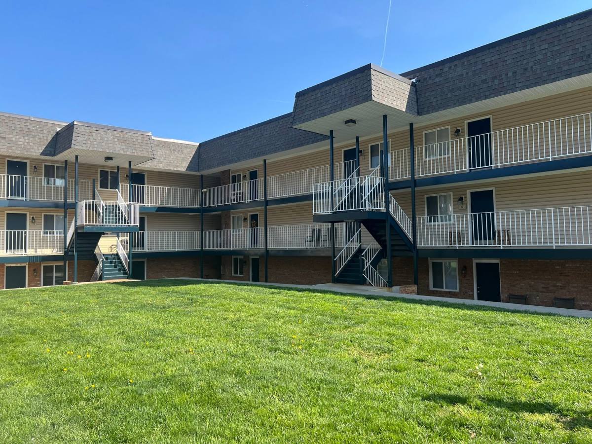 Apartment for rent at 2119 Electric Rd, Roanoke, VA 24018