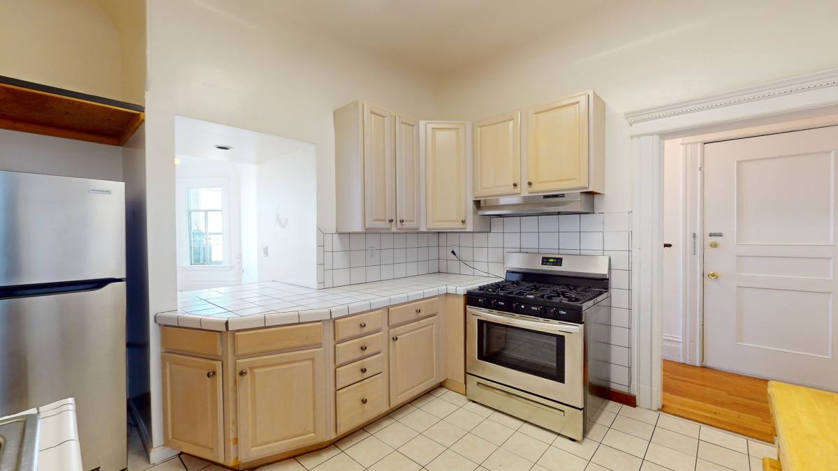 Apartment for rent at 759 6th Ave #3, San Francisco, CA 94118