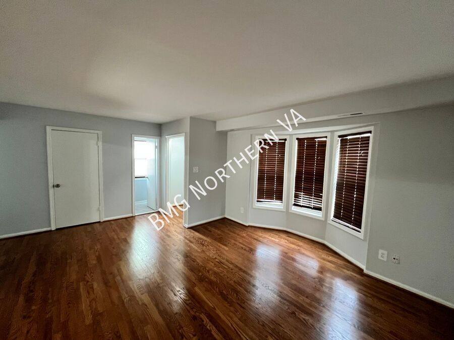 Townhouse for rent at 5344 Anchor Court, Fairfax, VA 22032
