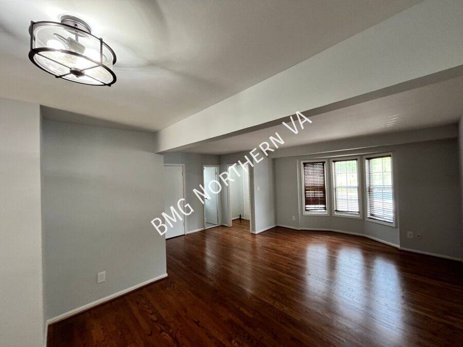 Townhouse for rent at 5344 Anchor Court, Fairfax, VA 22032