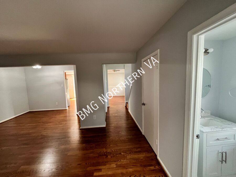 Townhouse for rent at 5344 Anchor Court, Fairfax, VA 22032