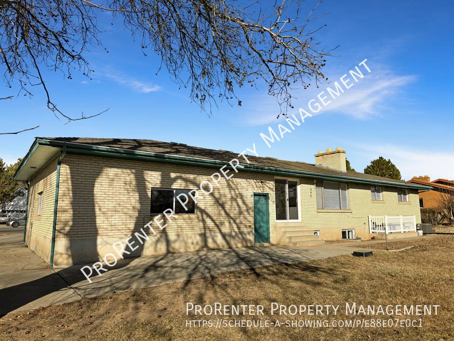 House for rent at 1347 W 1800 N, Clearfield, UT 84015