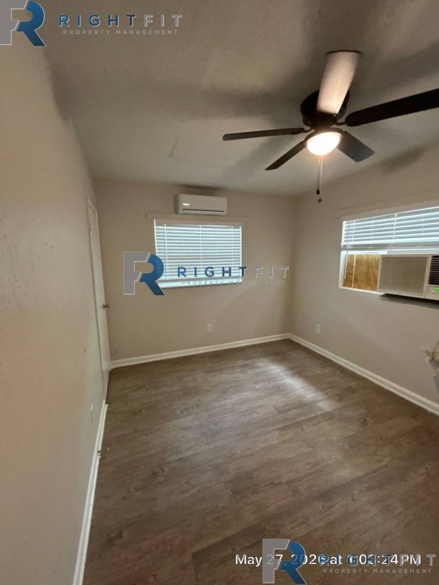 Apartment for rent at 1162-1164 E 16th St, Jacksonville, FL 32206