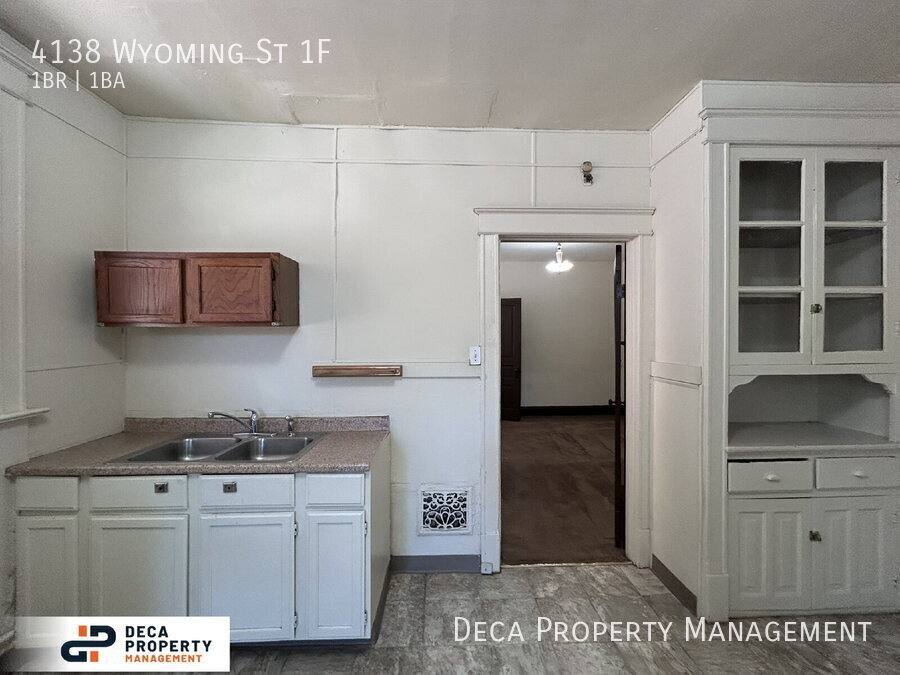 Apartment for rent at 4138 Wyoming St #1F, Saint Louis, MO 63116