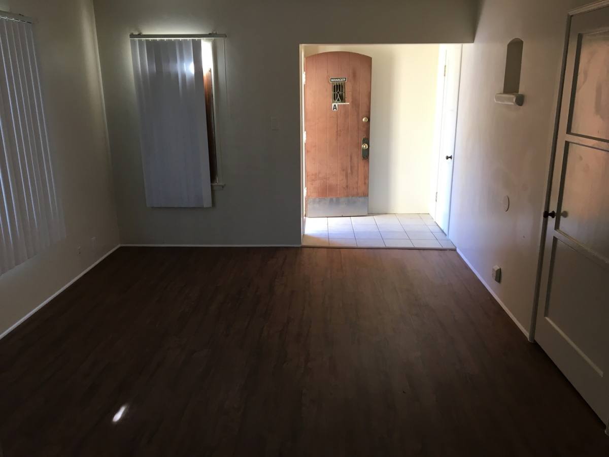 Apartment for rent at 827 Pacific Ave, Long Beach, CA 90813