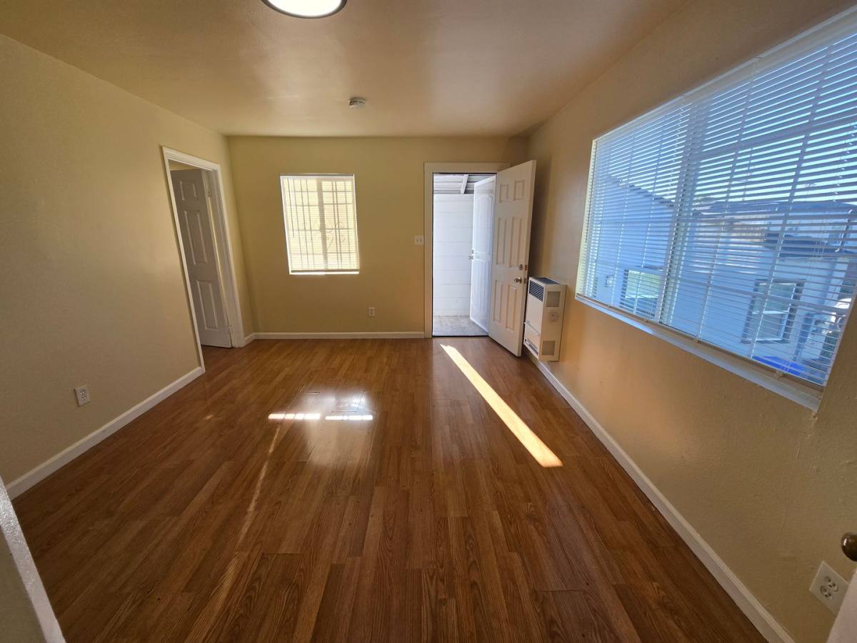 Apartment for rent at 2349 Roosevelt Ave, Richmond, CA 94804