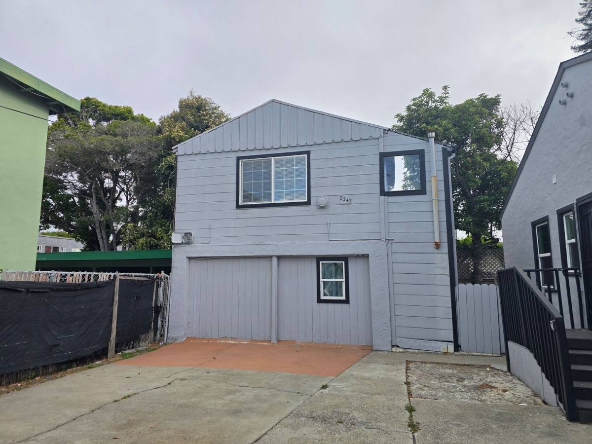 Apartment for rent at 2349 Roosevelt Ave, Richmond, CA 94804