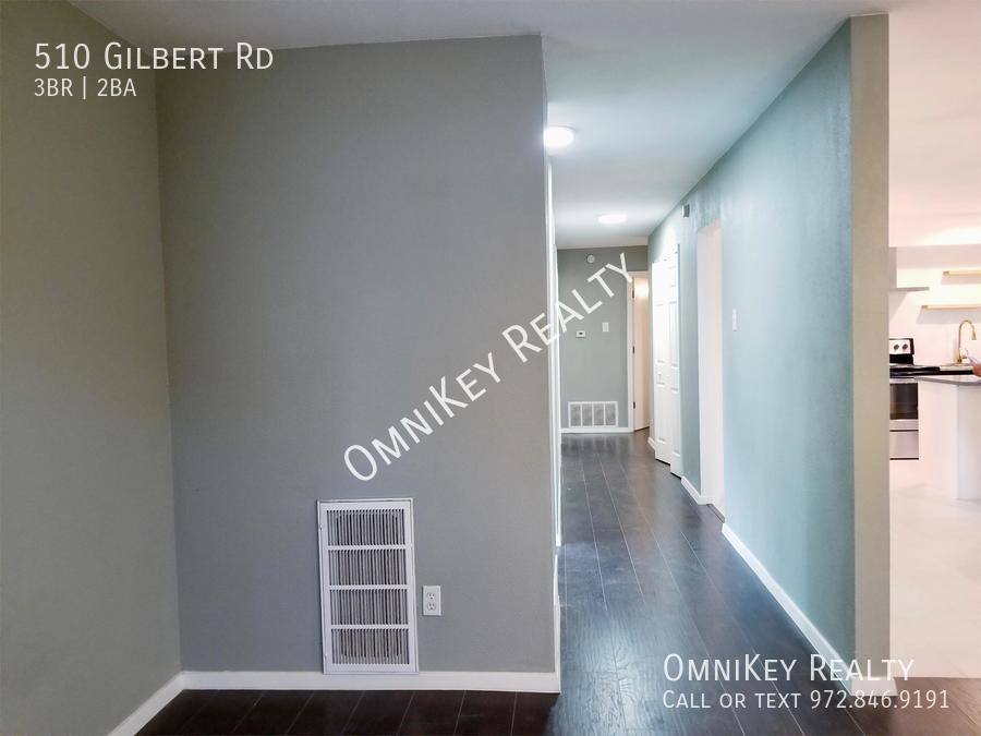 House for rent at 510 Gilbert Rd, Irving, TX 75061