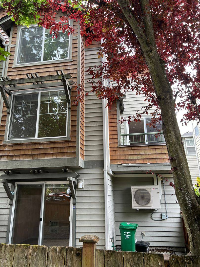 Townhouse for rent at 2645 B NW 57th St, Seattle, WA 98107
