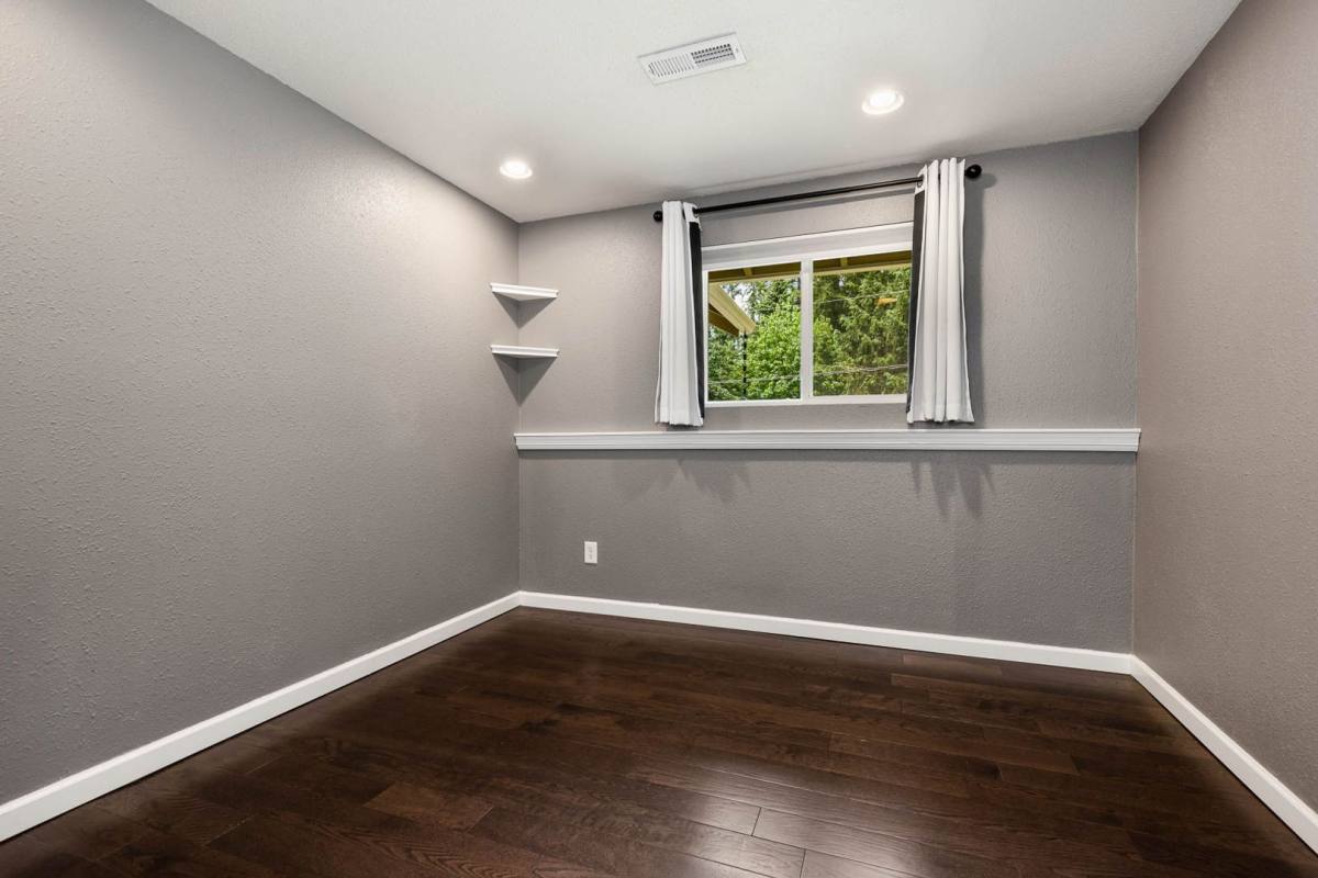 House for rent at 18011 NE 156th St, Woodinville, WA 98072